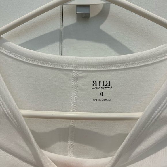 NWT A.N.A a new approach white tee with long sleeves - Picture 4 of 10
